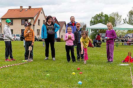 Jarní Dětský Třebonín Petangue Open, obecní hřiště Dolní Třebonín 8.5.2014, foto: Lubor Mrázek