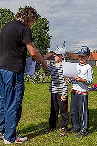 Jarní Dětský Třebonín Petangue Open, obecní hřiště Dolní Třebonín 8.5.2014, foto: Lubor Mrázek