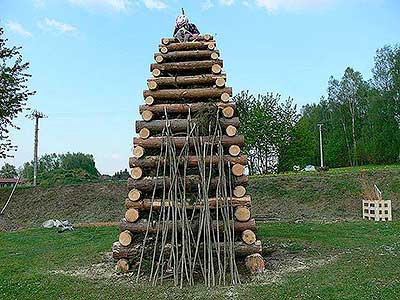 Pálení čarodějnic, Dolní Třebonín 30.4.2014, foto: Jan Švec