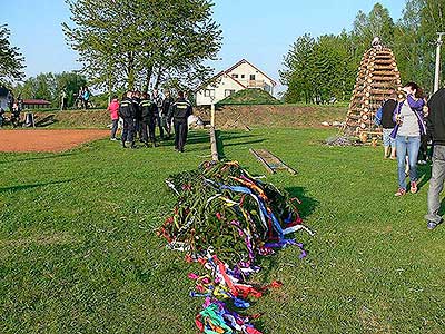 Pálení čarodějnic, Dolní Třebonín 30.4.2014, foto: Jan Švec